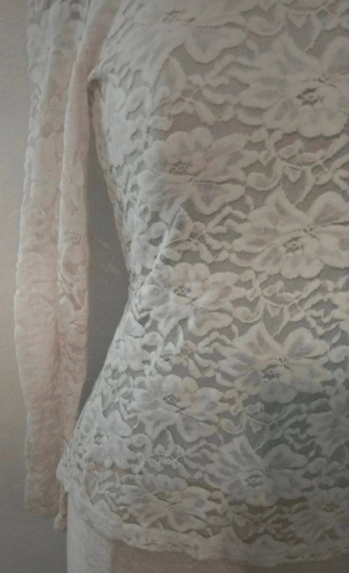 Magnifique pull léger en dentelle - photo numéro 4