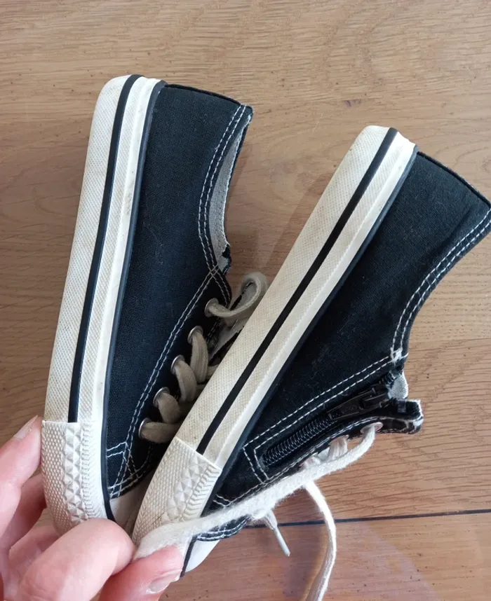 Chaussures taille 30 - photo numéro 5