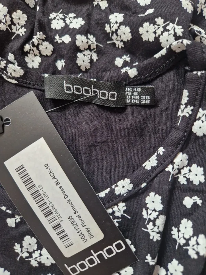 Robe Boohoo taille 38 - photo numéro 6