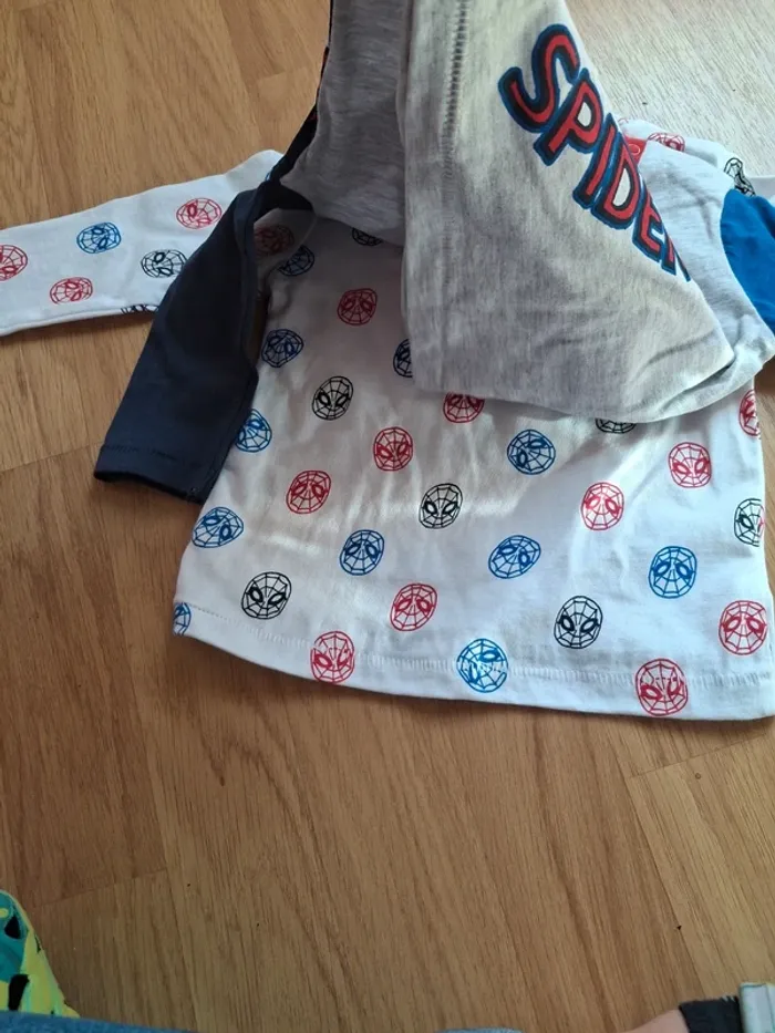 Lot de 2 tee shirt manches longues marvel - photo numéro 2