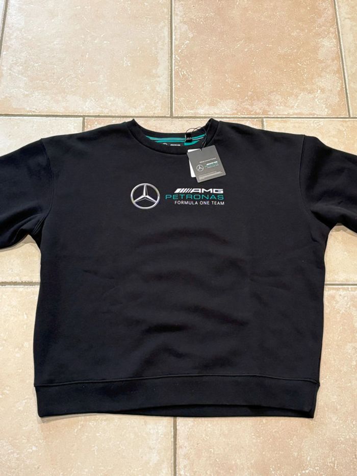 Sweat Mercedes "AMG Petronas" Taille M / 38 - photo numéro 7