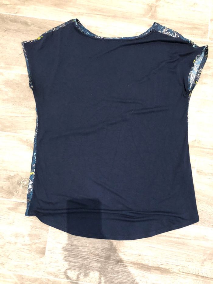 Joli teeshirt bleu à fleurs Promod taille M - photo numéro 4