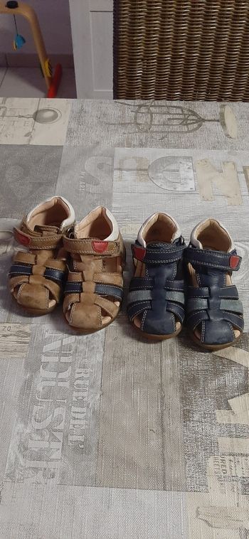 Sandalettes garçon taille 20