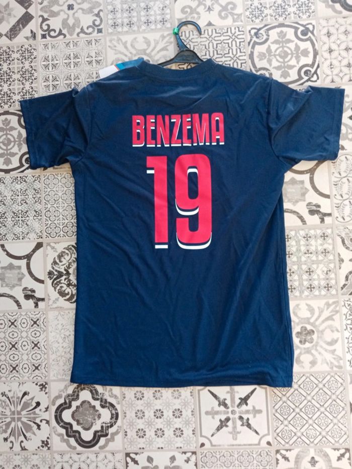 Tee shirt maillot foot benzema 19 neuf