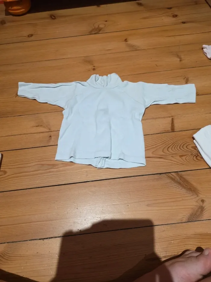 Lot de 8 vêtements diverse en 3 mois. - photo numéro 4