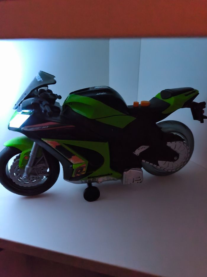 Moto Kawasaki Toy State - photo numéro 9