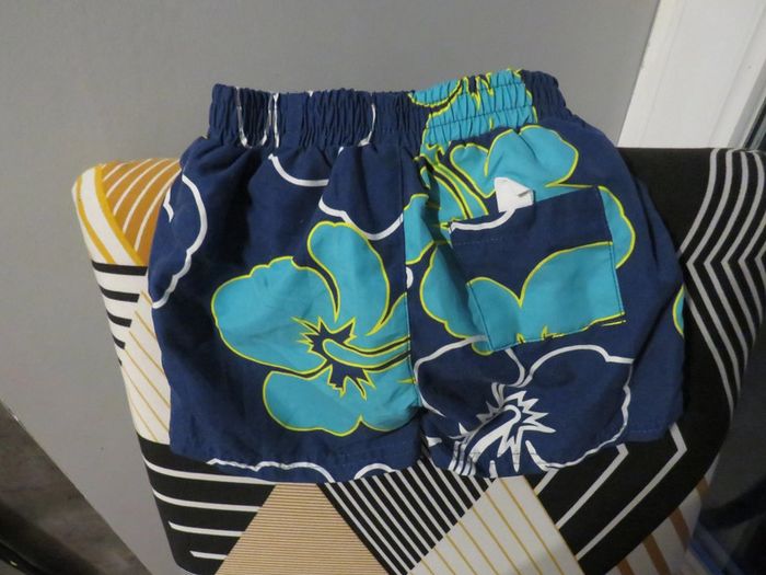 short de bain, enfant garçon 18 mois, été, plage, mer - photo numéro 2