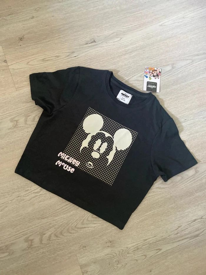 T-shirt court, Mickey Mouse, taille M Disney neuf
