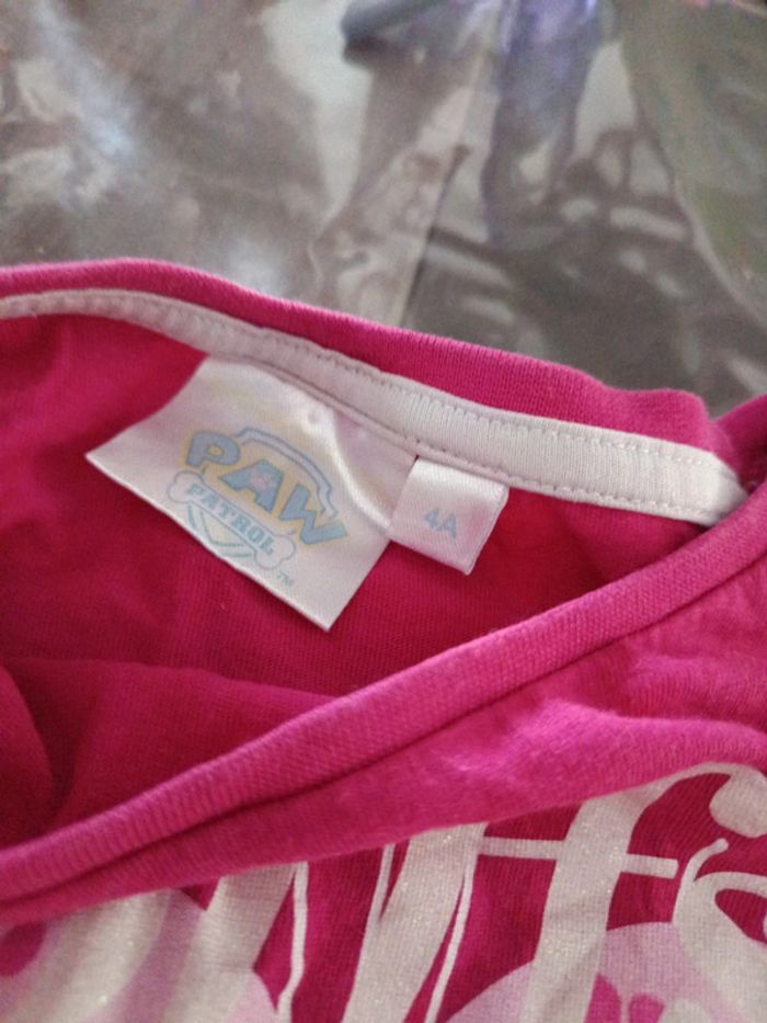 Tee-shirt manche courte paw patrouille 4 ans - photo numéro 3