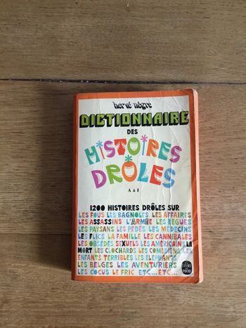 Livre « dictionnaire des histoires drôles À à I »