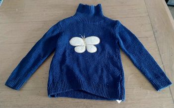 Pull col roulé fille 5ans en bon état