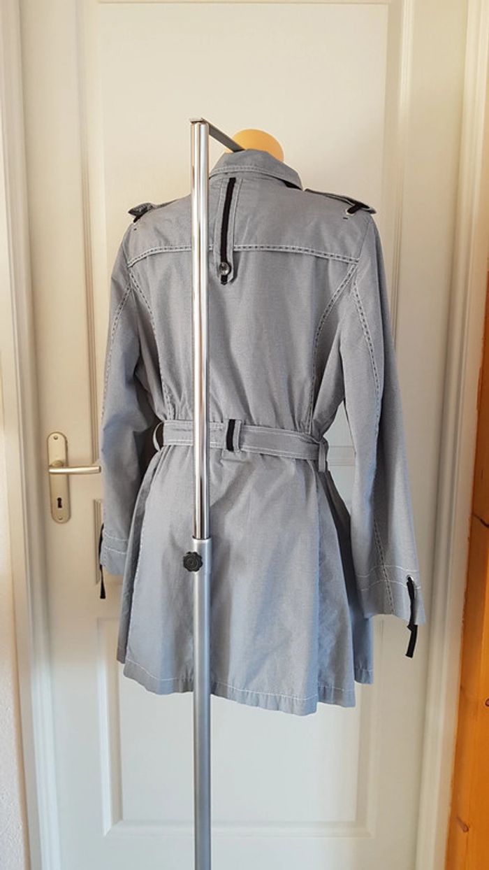 Trench à carreaux taille 42 - photo numéro 3