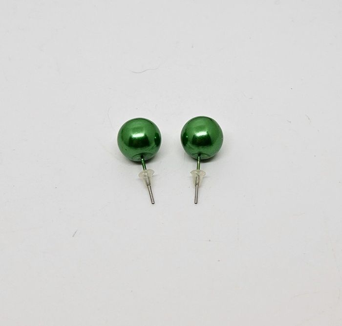 Paire de boucles d'oreilles. Neuve. - photo numéro 3