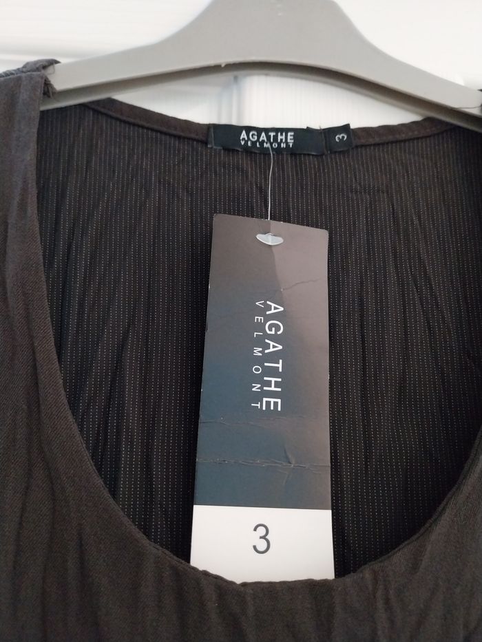 Jolie robe neuve marque Agathe Valmont taille 42 - photo numéro 4