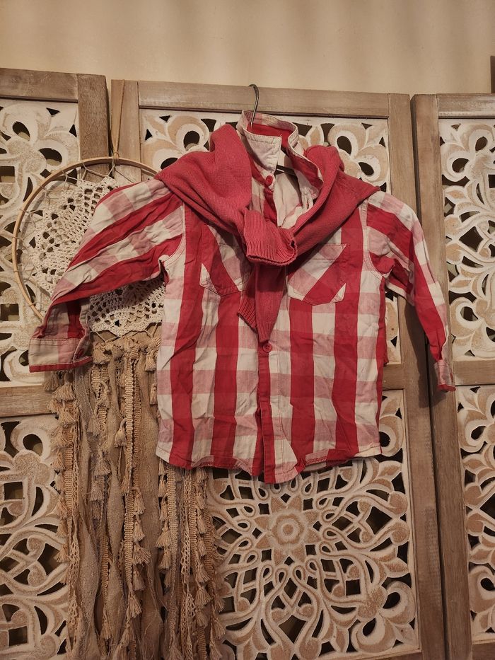 Chemise à carreaux rose/ blanc tout compte fait 3 ans