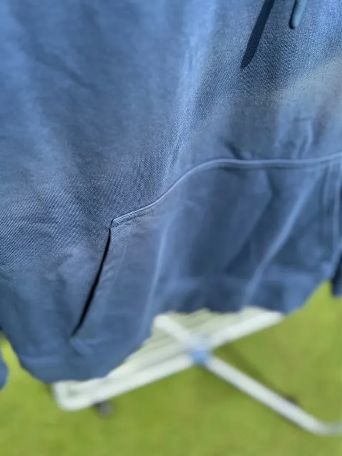 Sweat-shirt à capuche bleu C&A Active taille L   Jamais porté comme neuf - photo numéro 3