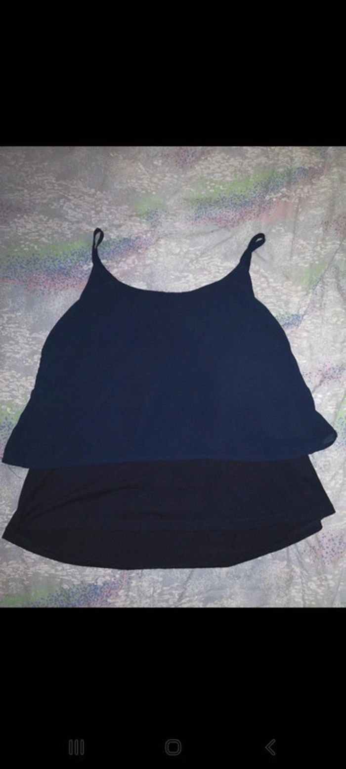 Debardeur évasé à volant bleu marine