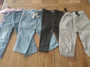 Lot 4 pantalons 12 mois