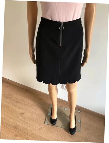 Jupe noire neuve avec fermeture argentée Mango taille S