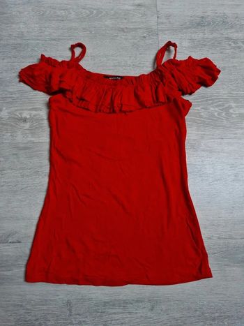 Débardeur rouge XS Morgan avec volant sur les épaules