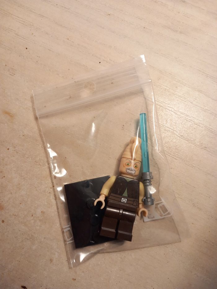 Figurine type lego star wars ki adi mundi - photo numéro 3