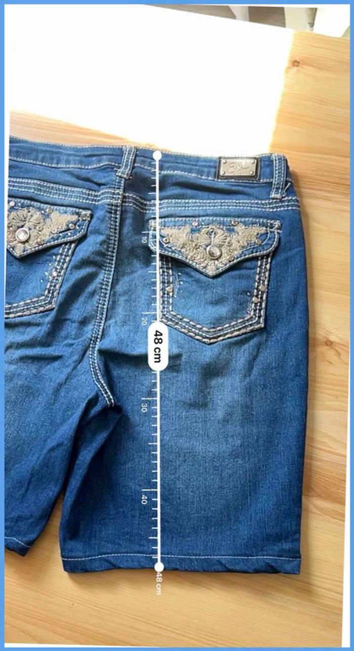 Short en jean vintage femme M/L – broderie et strass - photo numéro 3