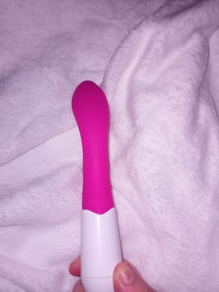 Vibromasseur pour femme neuf - photo numéro 2