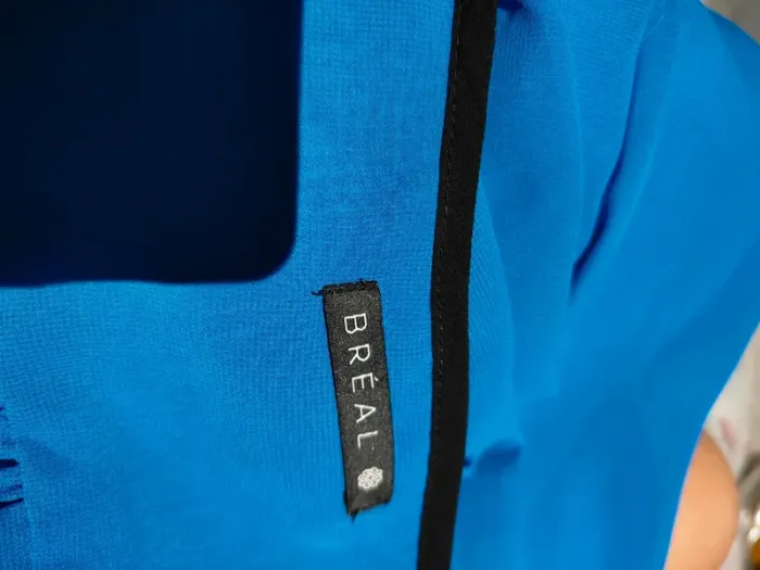 Blouse bleu roi de chez Breal - photo numéro 3