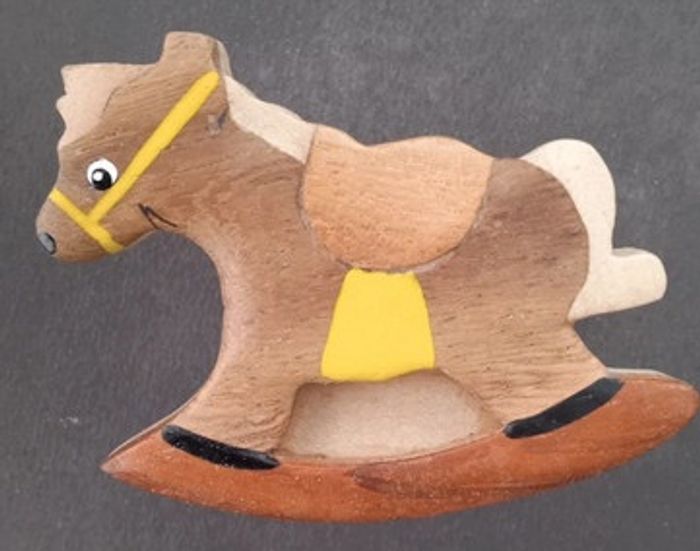 bouton de meuble forme poney