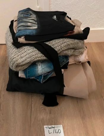 Lot de vêtements