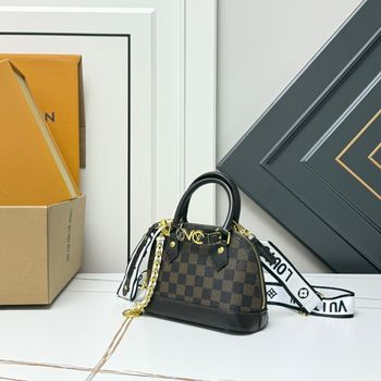 Louis Vuitton K00015