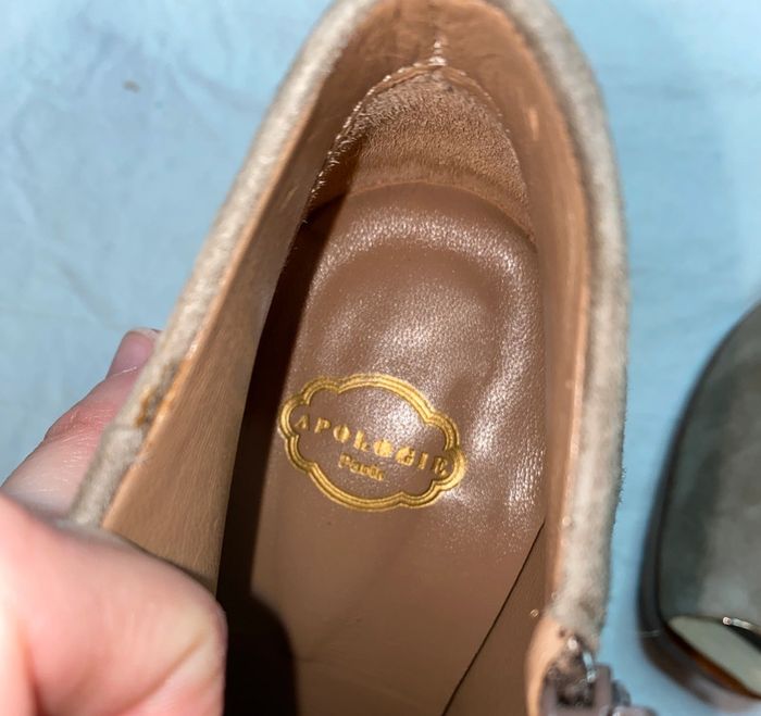 boots en daim Apologie beige-gris taille 37 valeur 200 euros - photo numéro 2