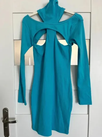 Robe bleue