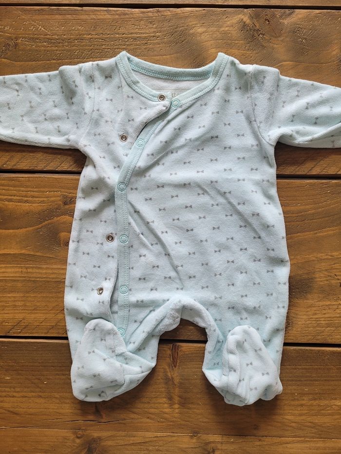 Lot pyjamas 1 mois fille - photo numéro 9