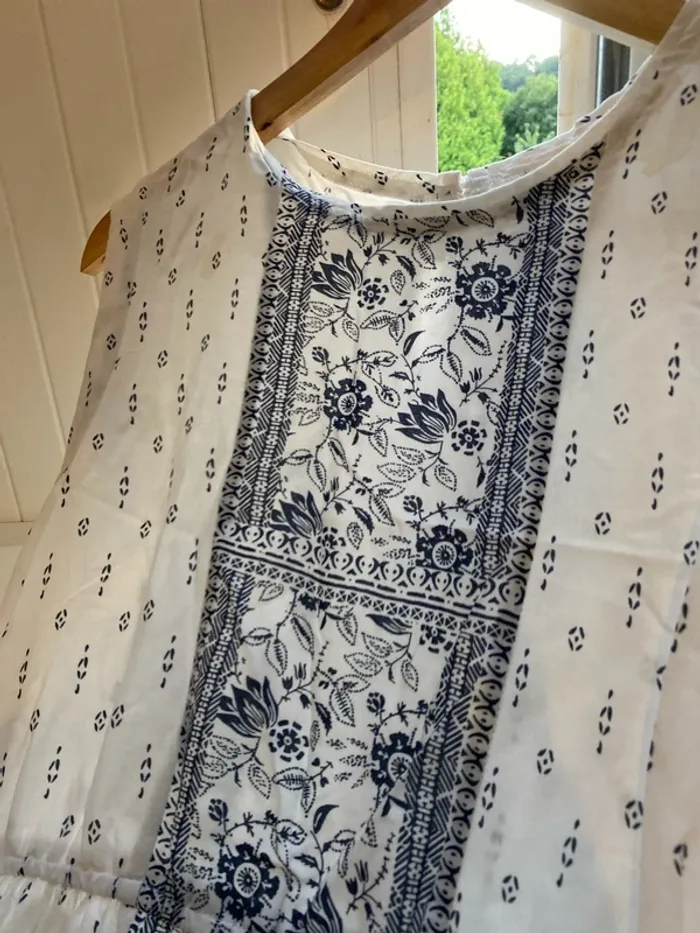 Robe a motifs