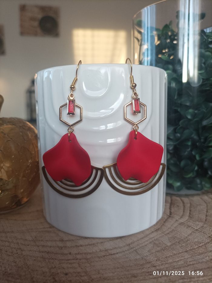 🌺 Boucle d'oreille doré et Rouge