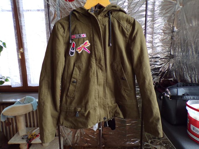 Blouson kaki T36 neuf