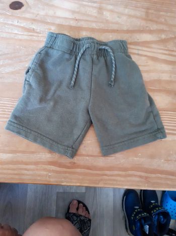 Short 3 ans