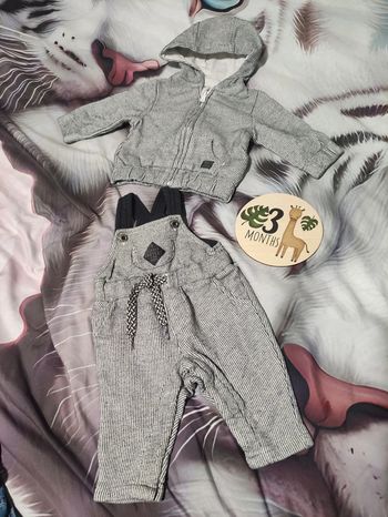 Ensemble salopette et veste 3 mois