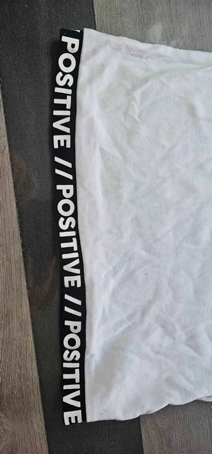 Ensemble t shirt et leggings de sport - photo numéro 5