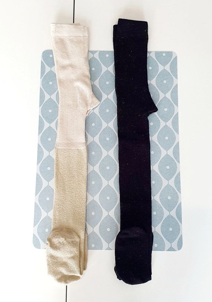 Lot collants + chaussettes - 5/6A - photo numéro 4