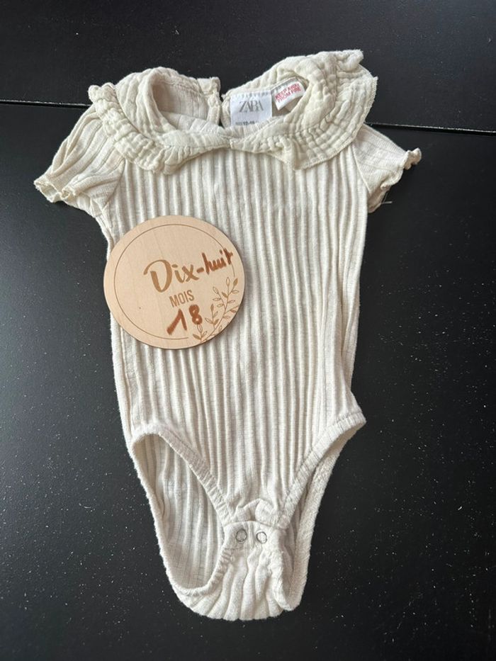 Body Zara 12/18 mois