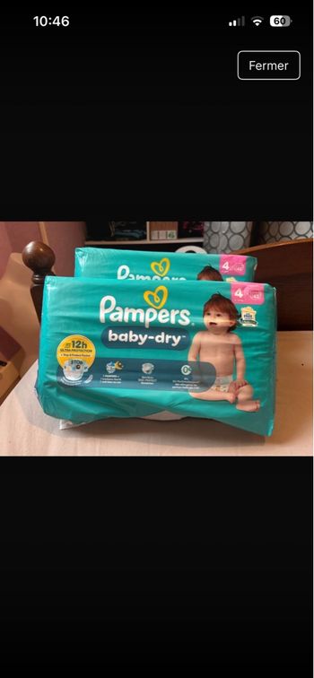 Couche Pampers taille 4