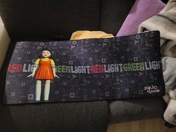 tapis ordinateur squid game neuf (5e)