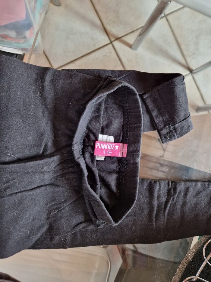 Lot vêtement 5 ans fille - photo numéro 10