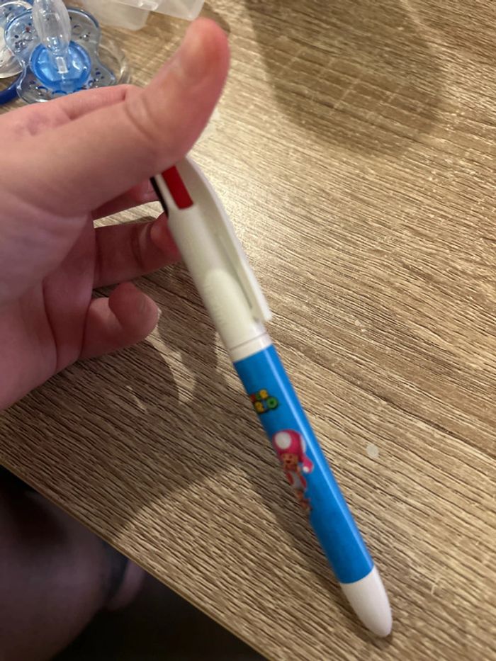 Bic 4 couleurs - photo numéro 2