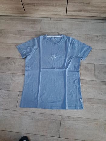 Tee-shirt