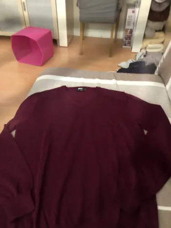 Pull bordeaux Col V