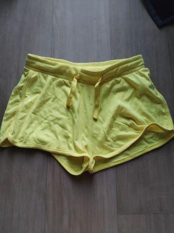 Short jaune fluo – Zeeman – Taille 158/164