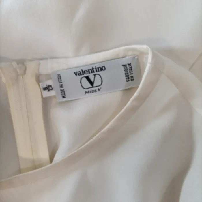 Blouse ivoire Valentino Miss V en soie, manches courtes fluides, élégante taille 42 A1201 - photo numéro 8